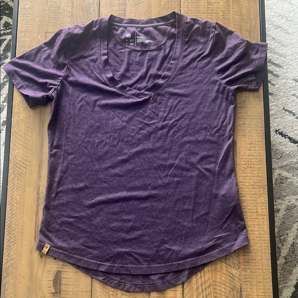 10 Tree | Women's Purple V-Neck Top